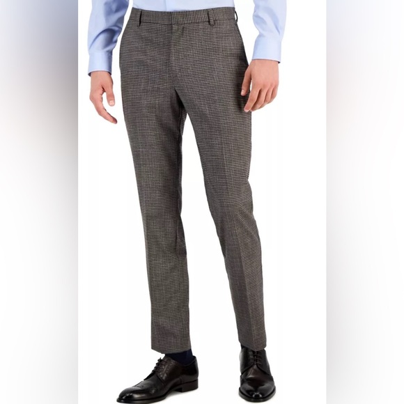 Tommy Hilfiger Men's Modern Fit Stretch Performance Dress Pants Brown 34/30 New - Picture 1 of 5